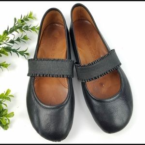 GENTLE SOULS Gabby Black Leather Ballet Mary Jane